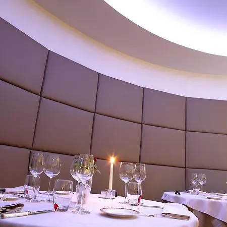 - Restaurant Dahm
