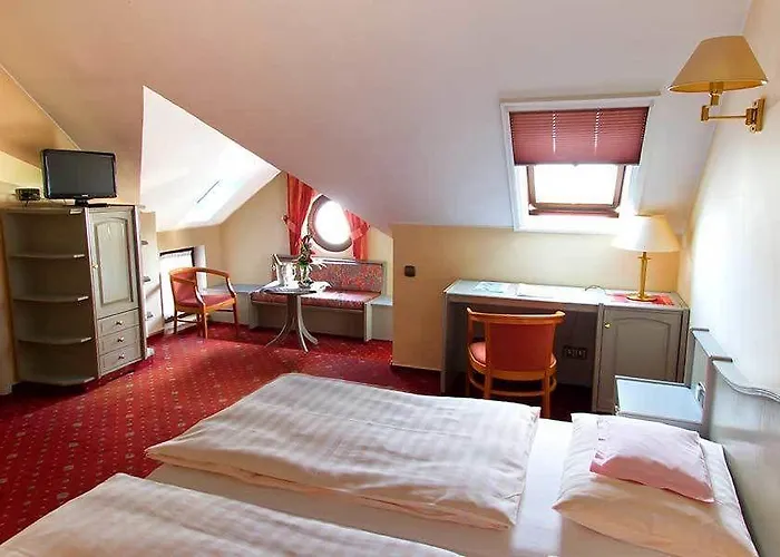 - Restaurant Dahm Отель 4*