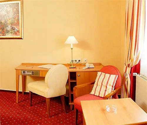 - Restaurant Dahm Hotel 4*